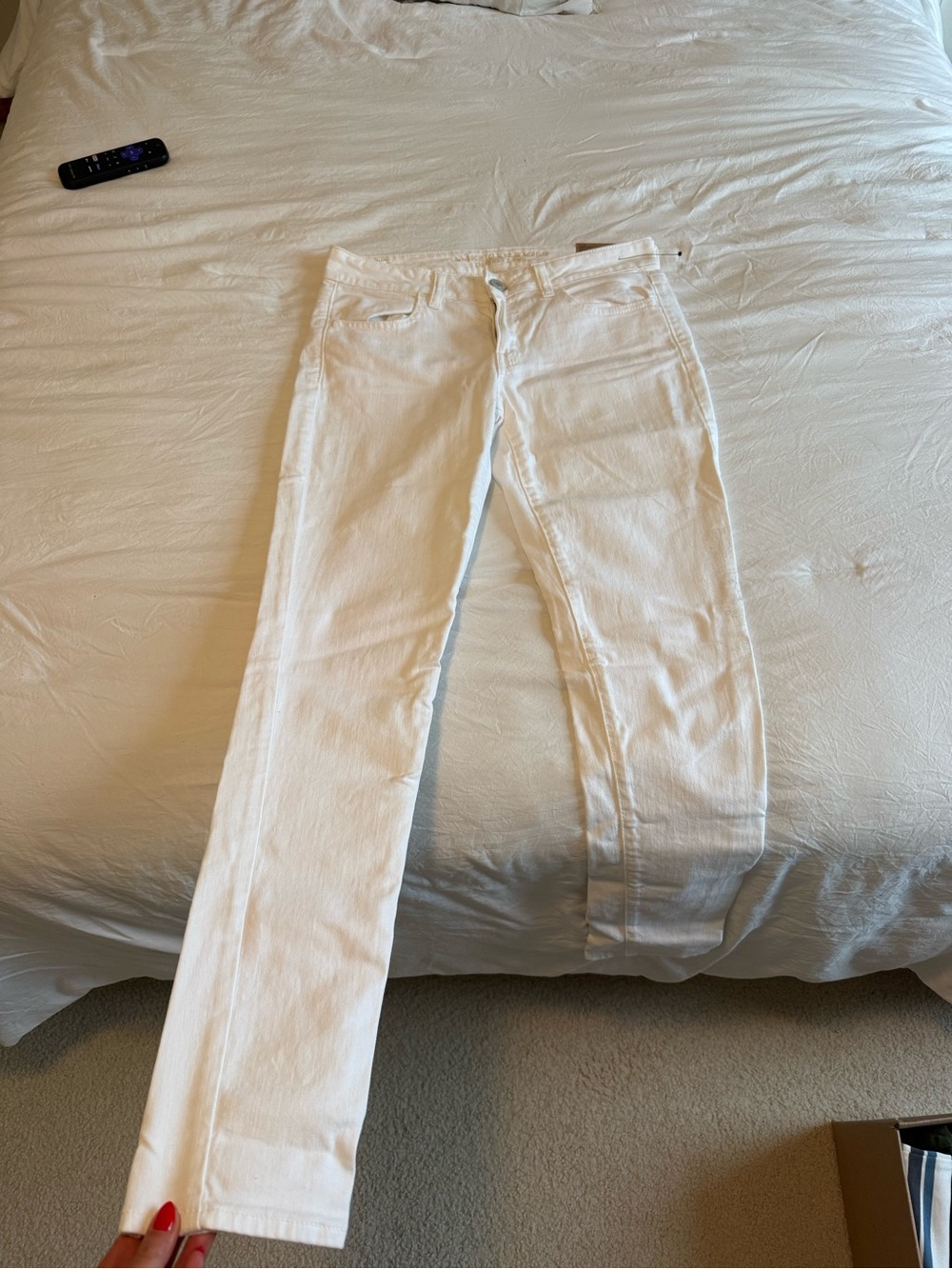 American Eagle Outfitters White Skinny Jeans